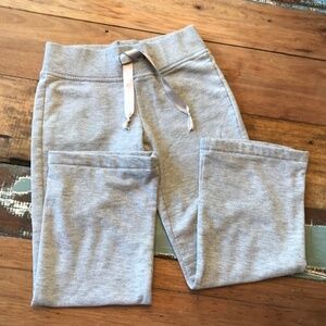Belive - Cute Gray sport Sweater pants for Girl Size 6